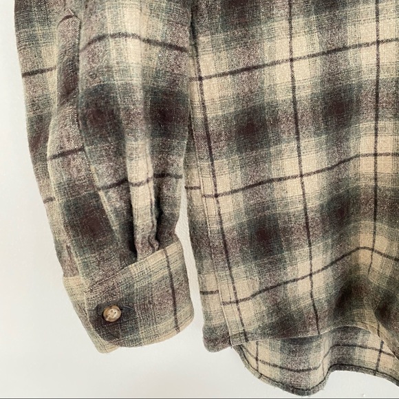 Vintage Wool Pendleton button down - Picture 5 of 7